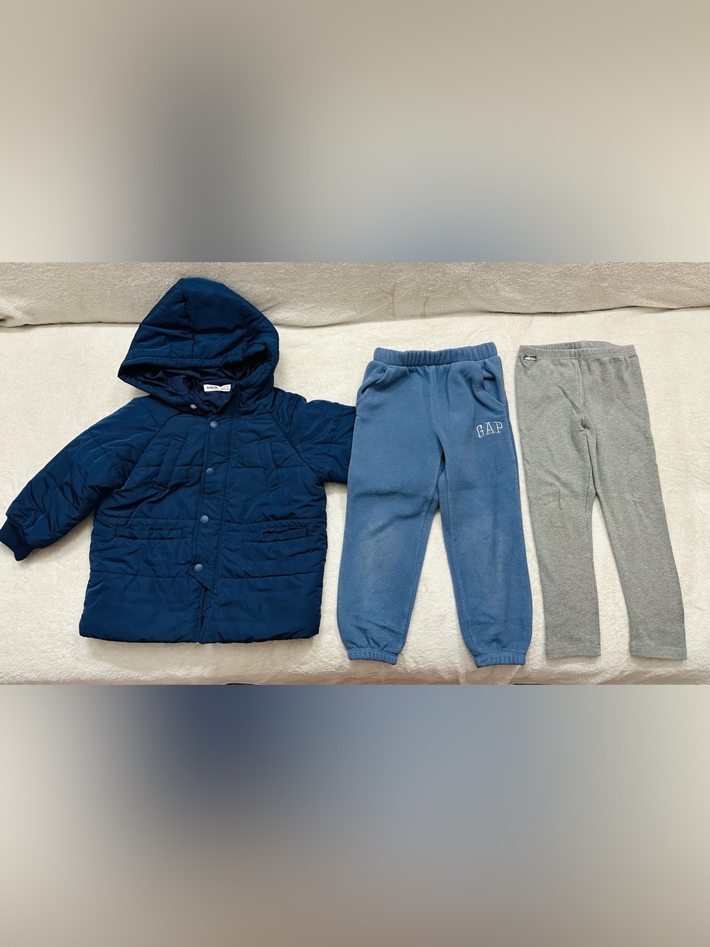 Lot Girls Winter Clothes Puffer  Jacket & Fleece Leggings Size 5T Years Excellen